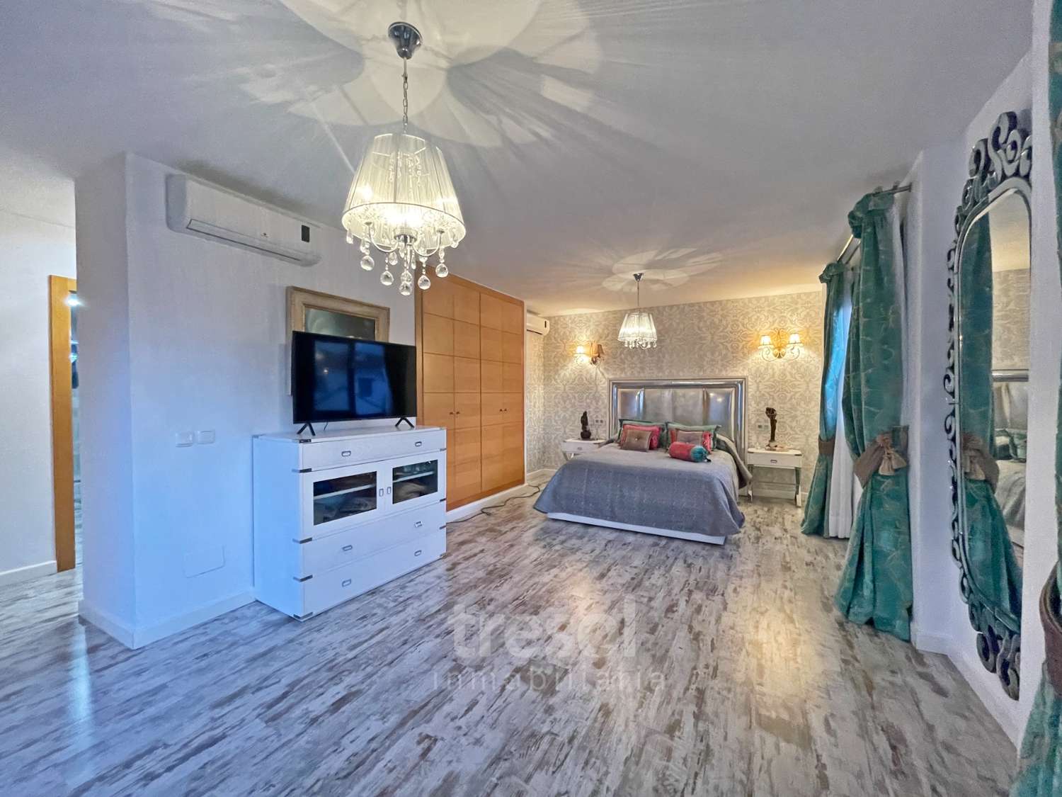 Chalet for sale in Alhaurín de la Torre