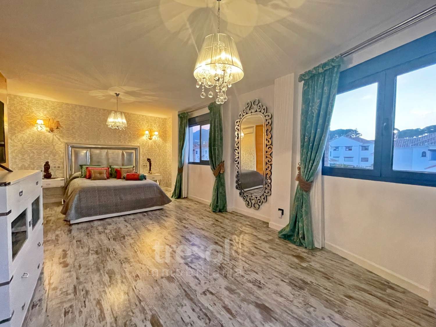 Chalet for sale in Alhaurín de la Torre