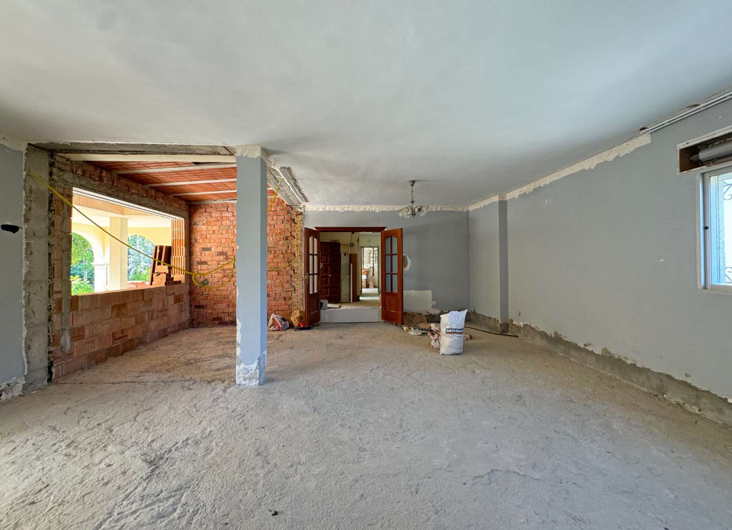 فيلا للبيع في Alhaurín de la Torre