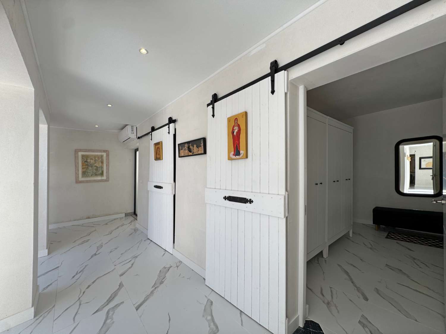 Newly renovated single-story villa with heated pool and excellent views