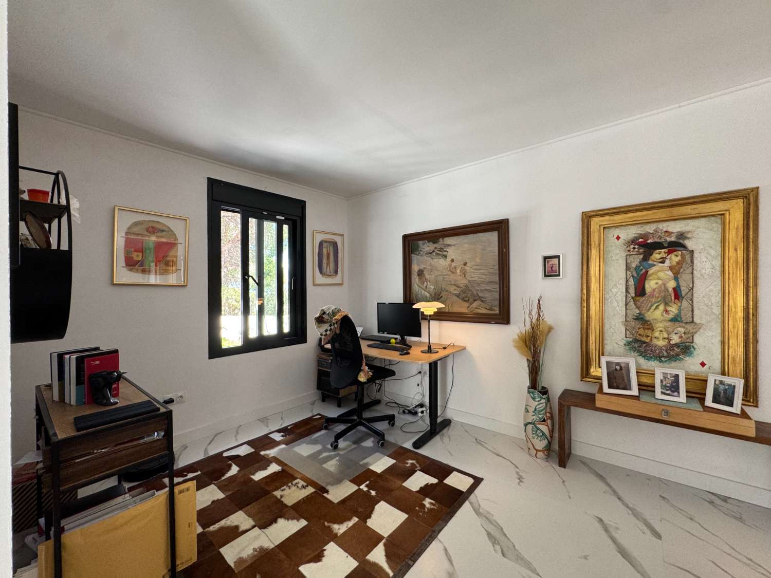 Newly renovated single-story villa with heated pool and excellent views