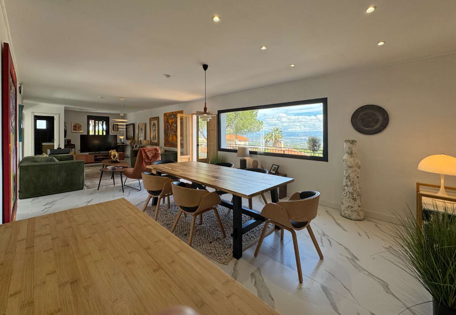 Newly renovated single-story villa with heated pool and excellent views