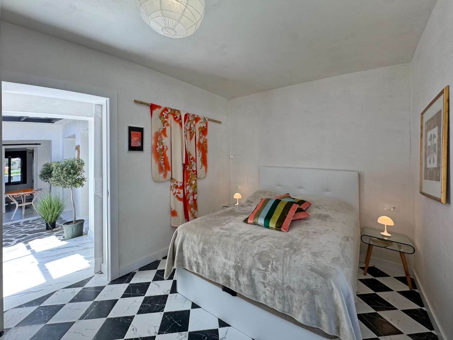 Newly renovated single-story villa with heated pool and excellent views