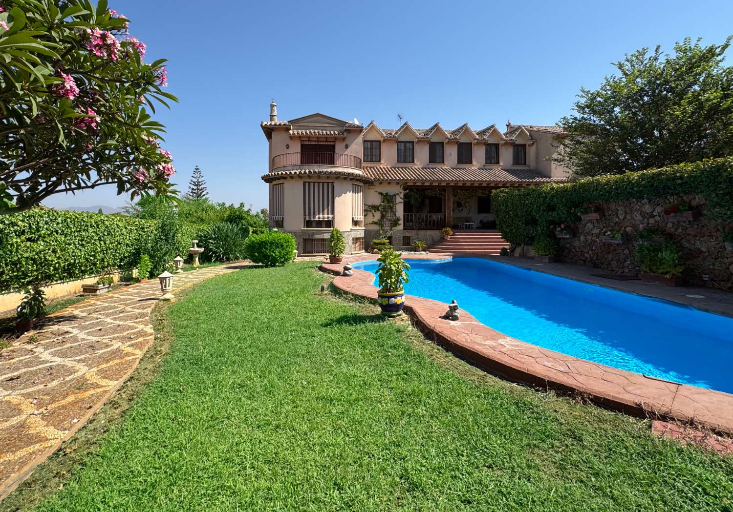 Villa en vente à Alhaurín de la Torre
