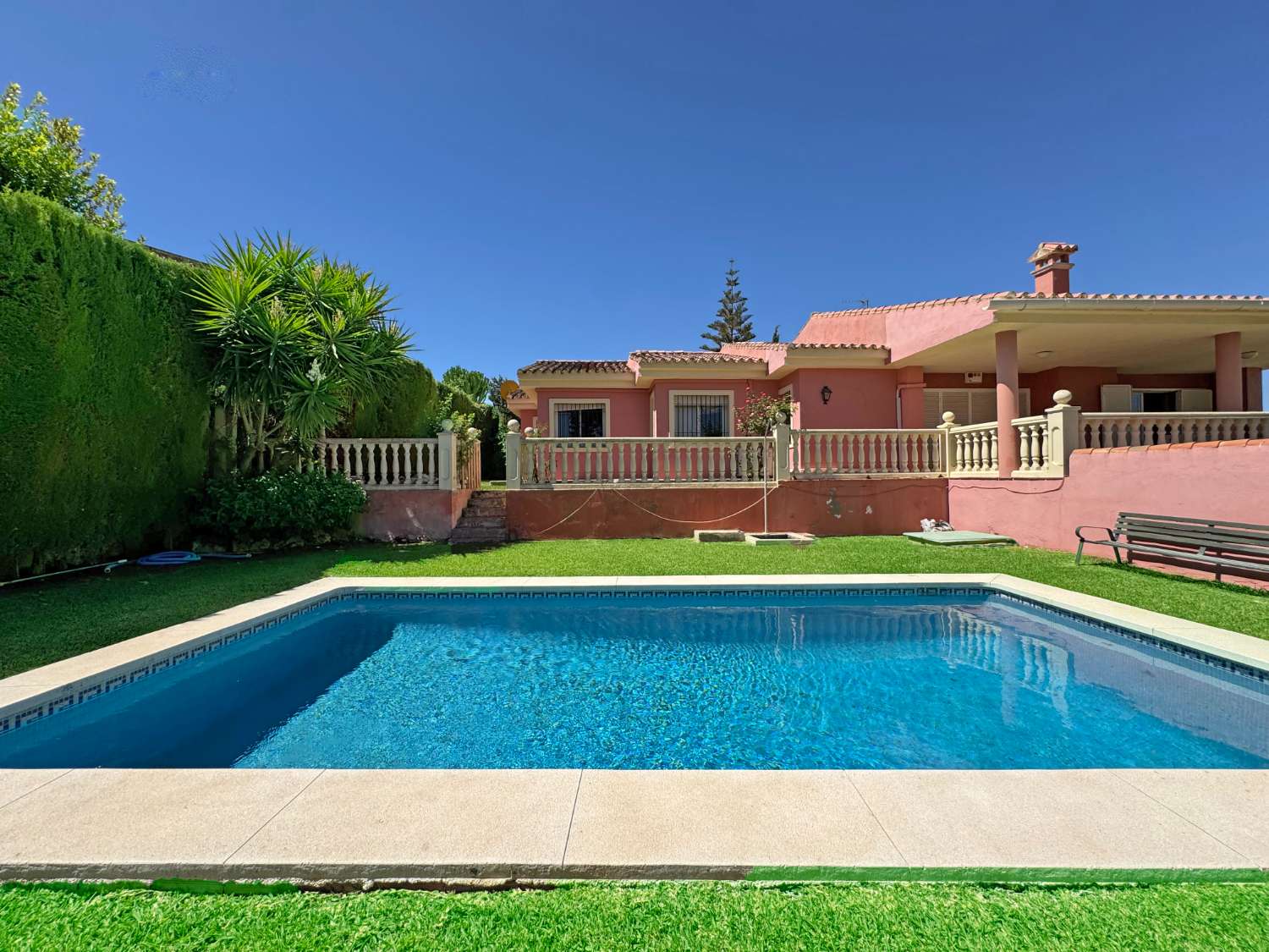 Вилла в продаже в Alhaurín de la Torre