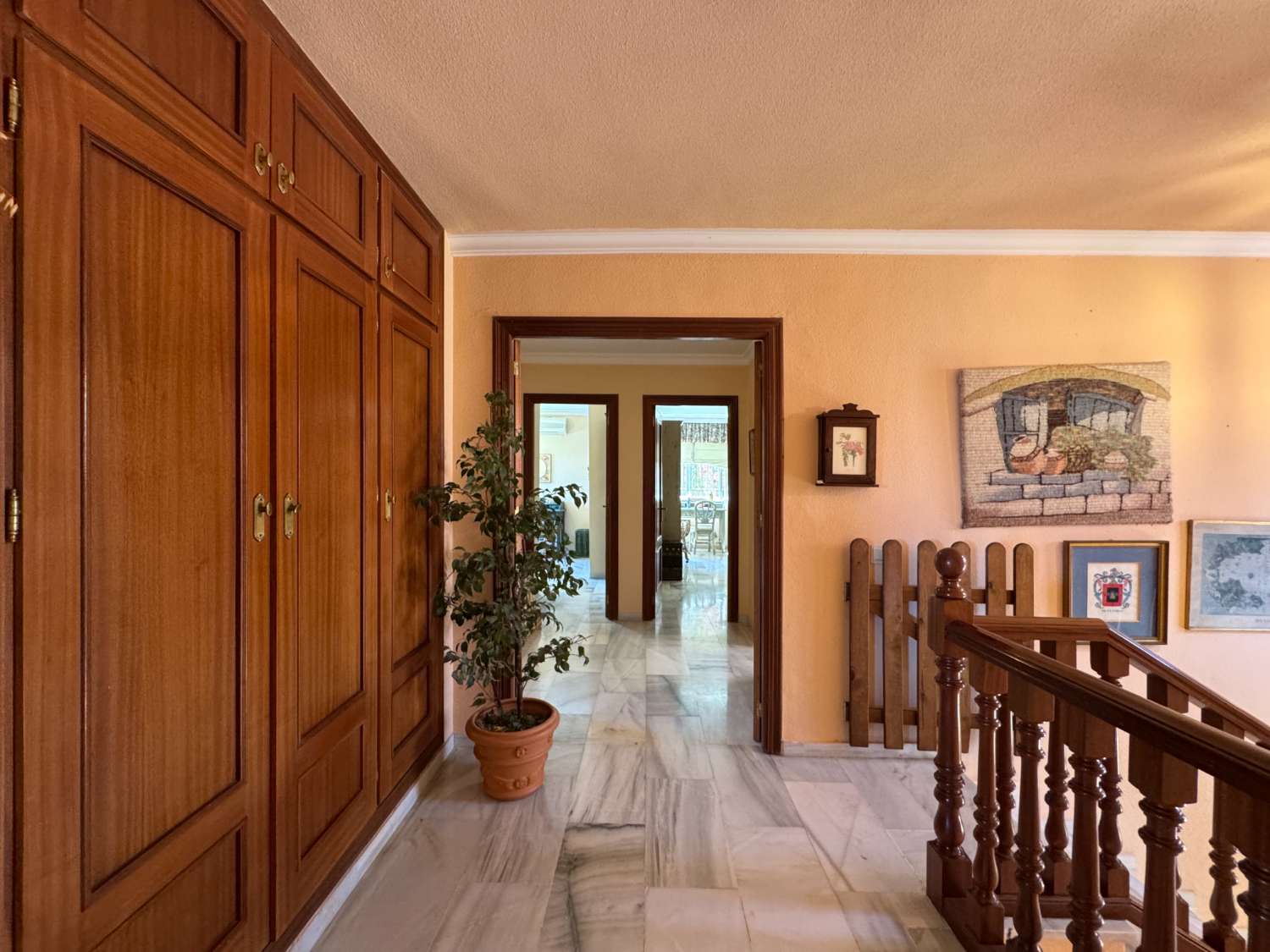 Вилла в продаже в Alhaurín de la Torre