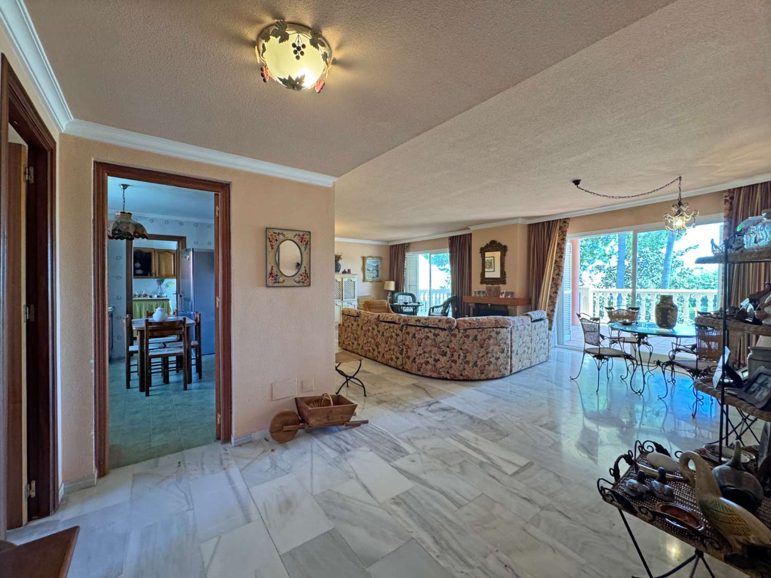 Вилла в продаже в Alhaurín de la Torre