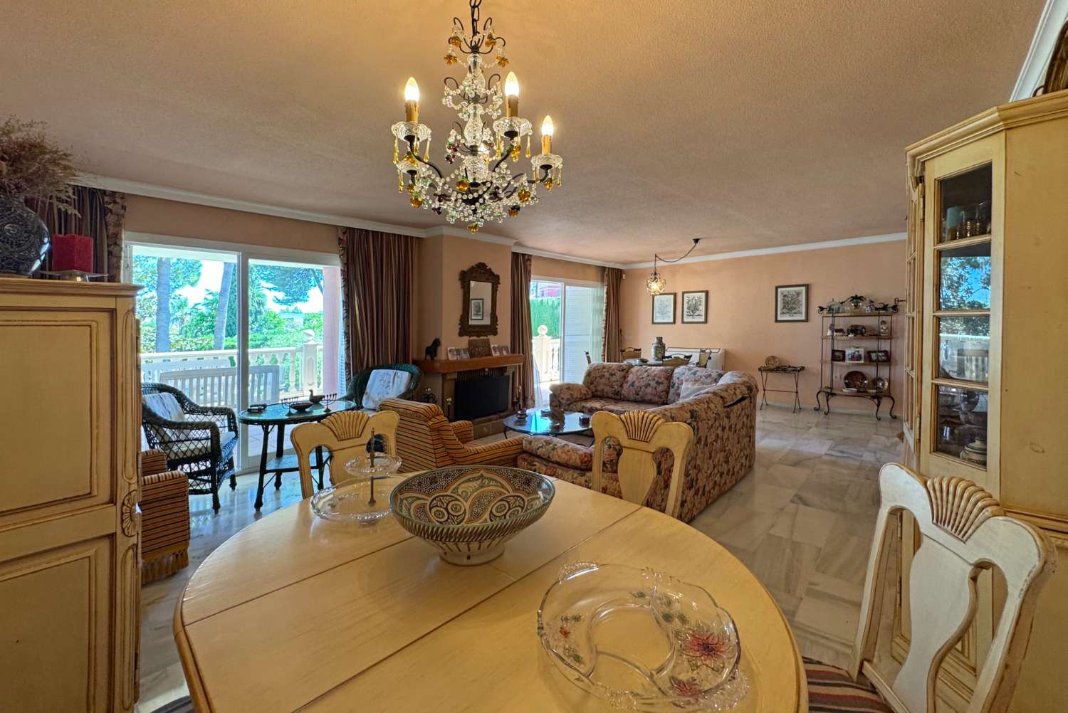 Вилла в продаже в Alhaurín de la Torre