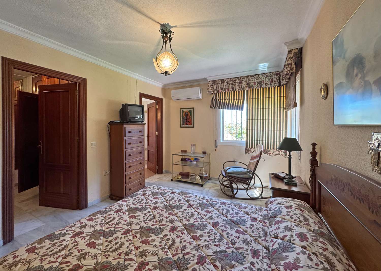 Вилла в продаже в Alhaurín de la Torre