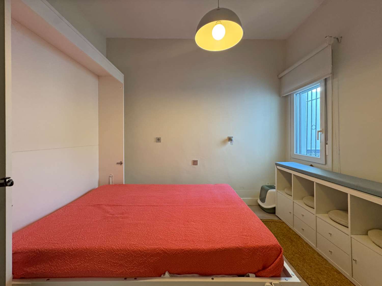 Chalet independiente en una sola planta, renovado y con piscina