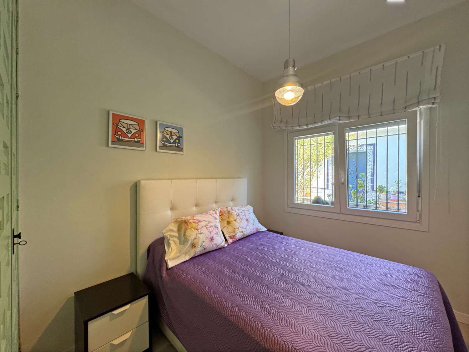 Chalet independiente en una sola planta, renovado y con piscina