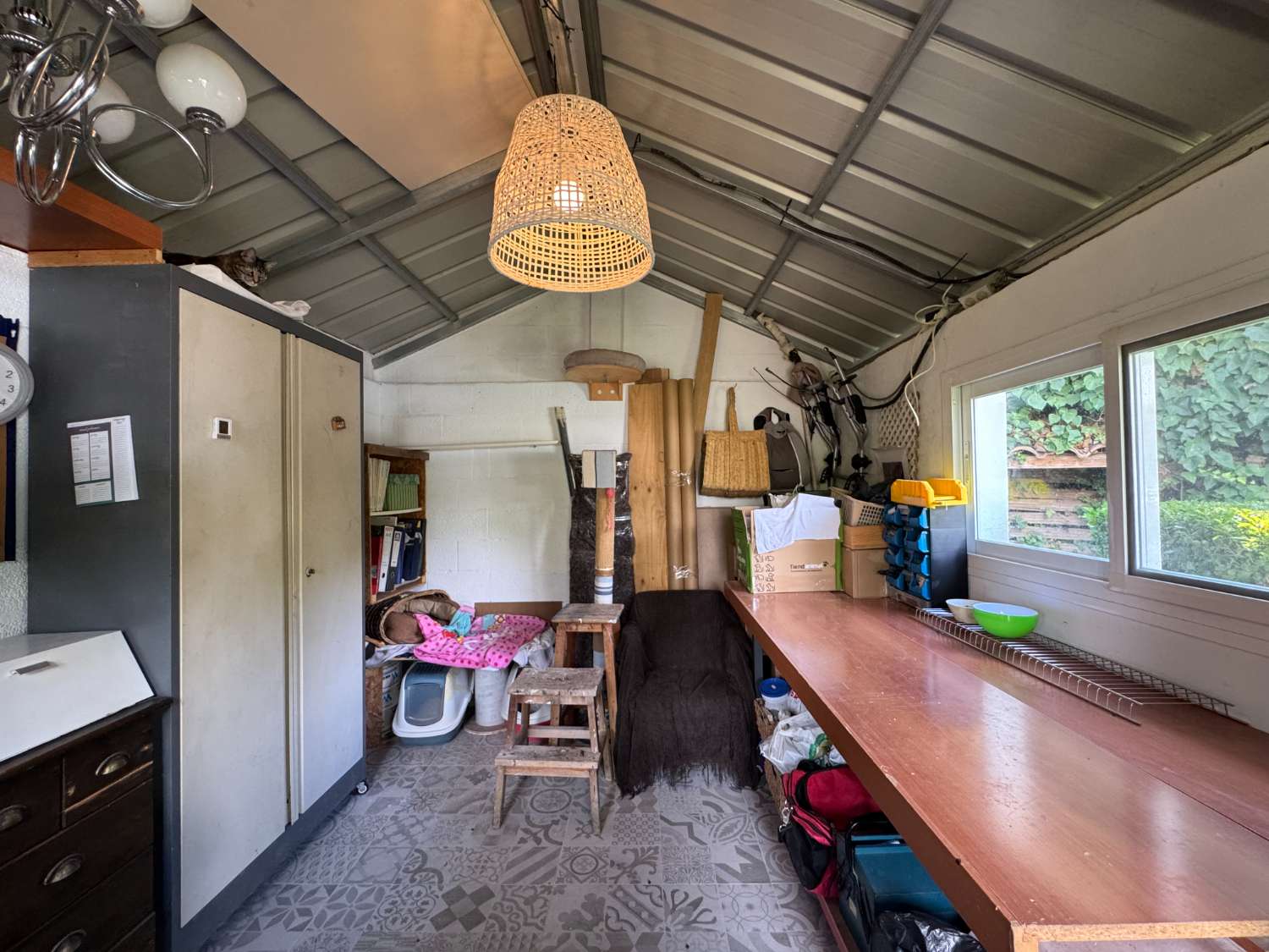 Chalet independiente en una sola planta, renovado y con piscina