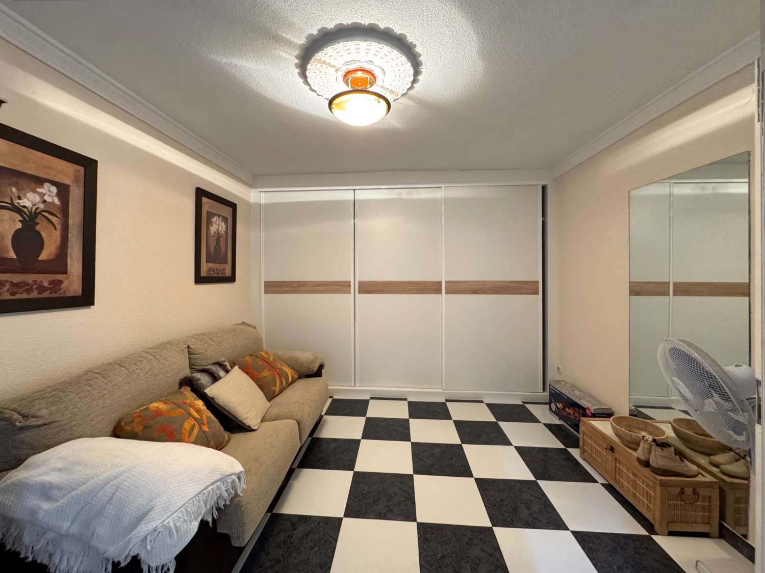 SE VENDE BONITO DUPLEX EN EL CENTRO DE ALHAURIN DE LA TORRE