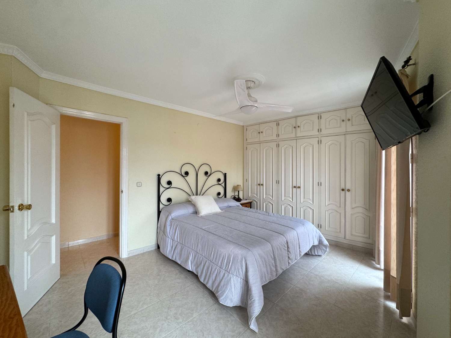 SE VENDE BONITO DUPLEX EN EL CENTRO DE ALHAURIN DE LA TORRE