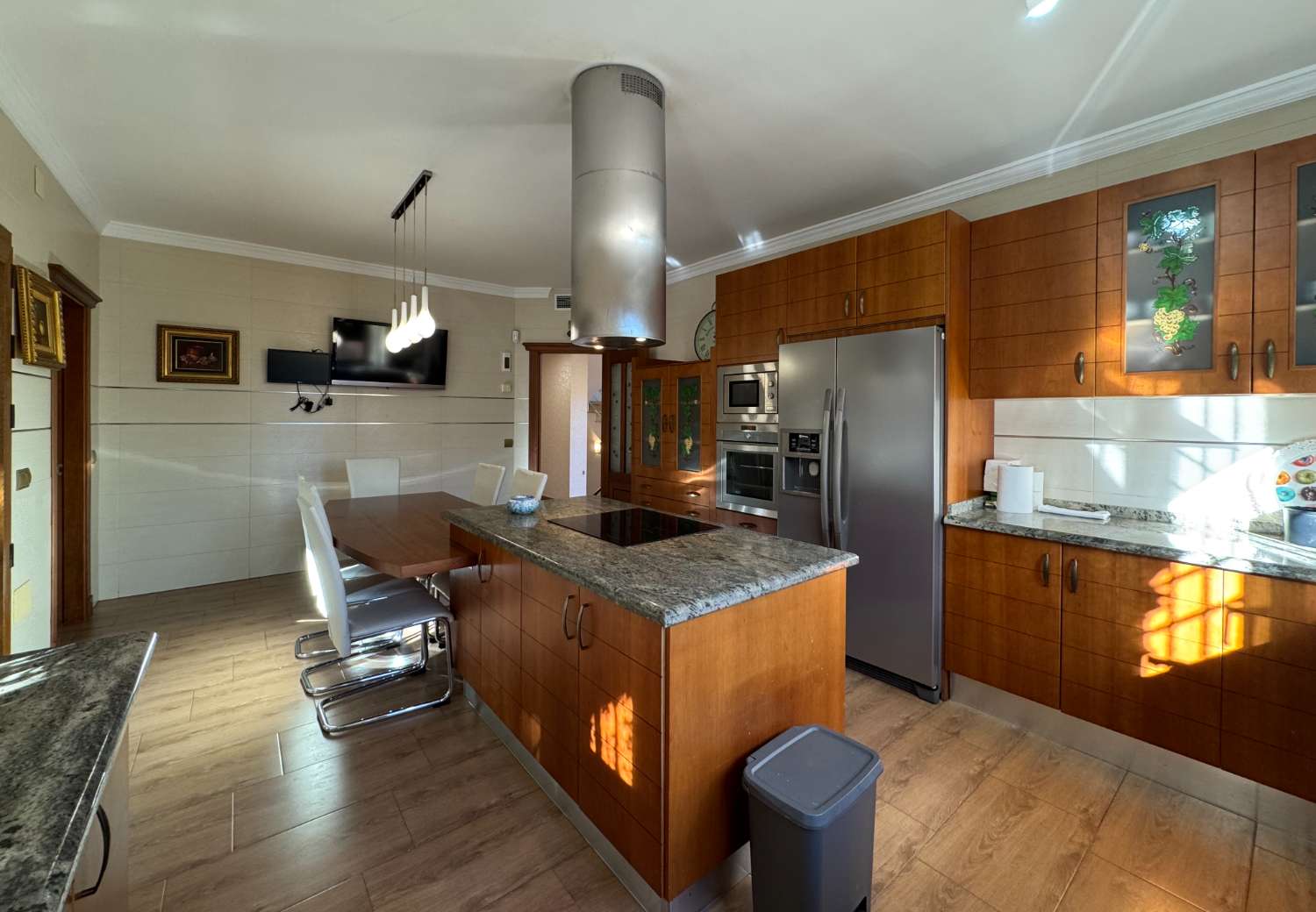 Villa de excelentes calidades en inmejorable ubicación. Calidad y confort en Alhaurín de la Torre