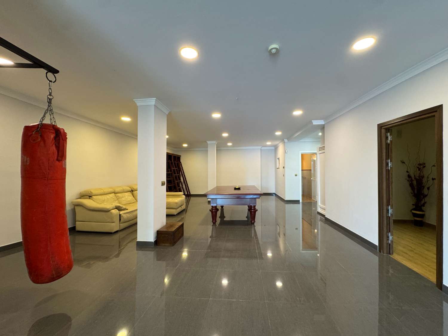 Villa de excelentes calidades en inmejorable ubicación. Calidad y confort en Alhaurín de la Torre