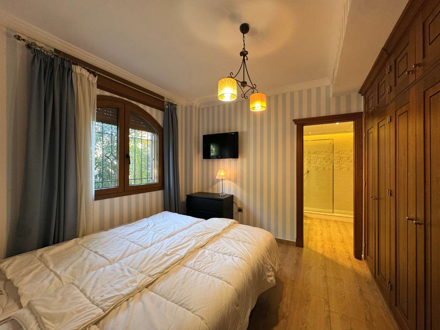 Villa de excelentes calidades en inmejorable ubicación. Calidad y confort en Alhaurín de la Torre