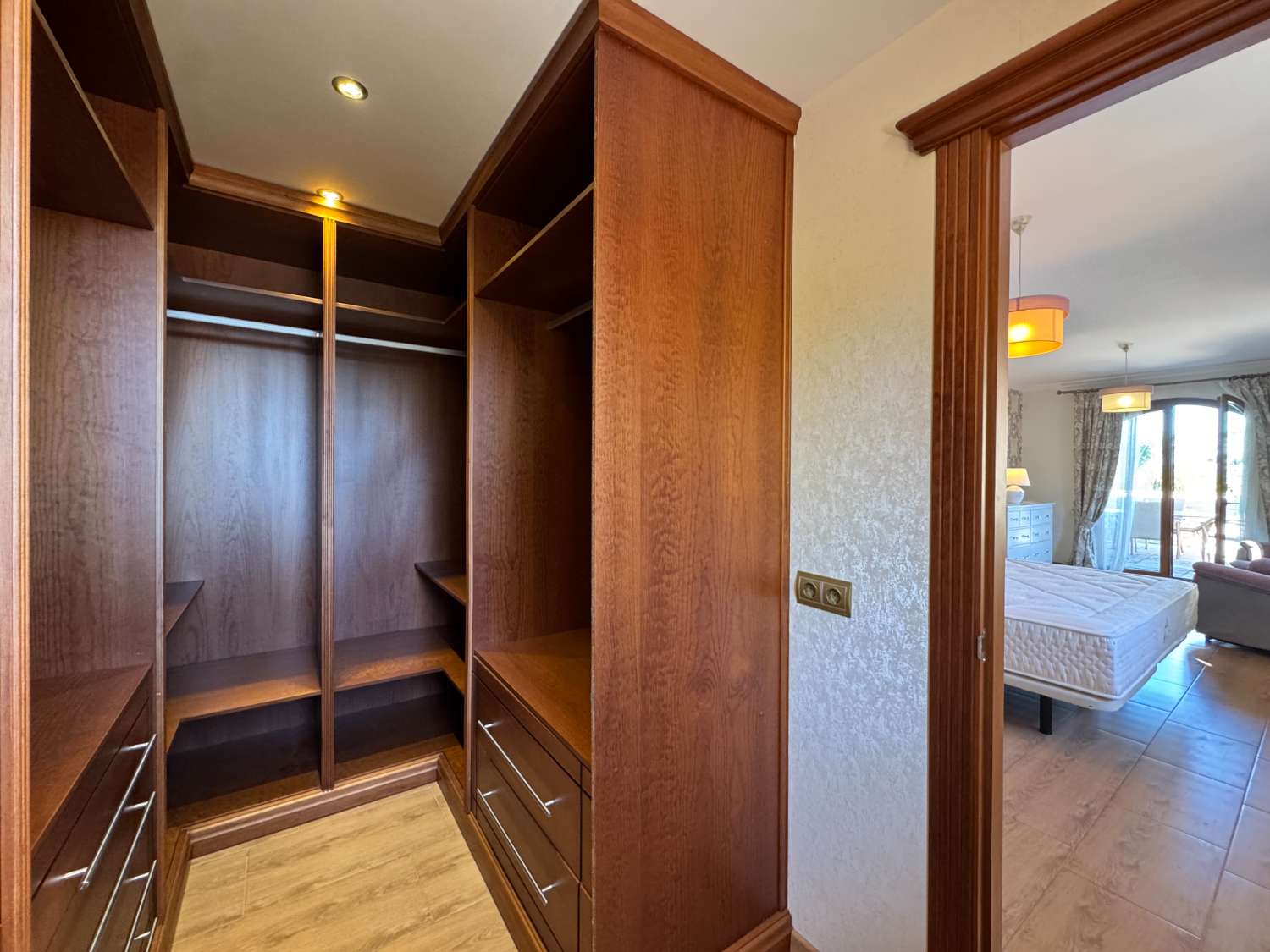 Villa de excelentes calidades en inmejorable ubicación. Calidad y confort en Alhaurín de la Torre