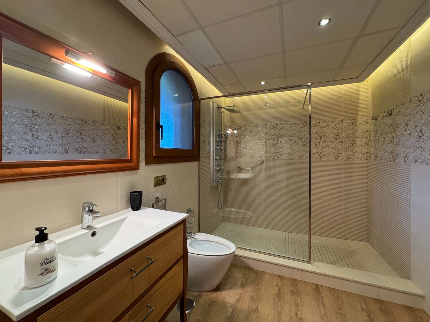 Villa de excelentes calidades en inmejorable ubicación. Calidad y confort en Alhaurín de la Torre