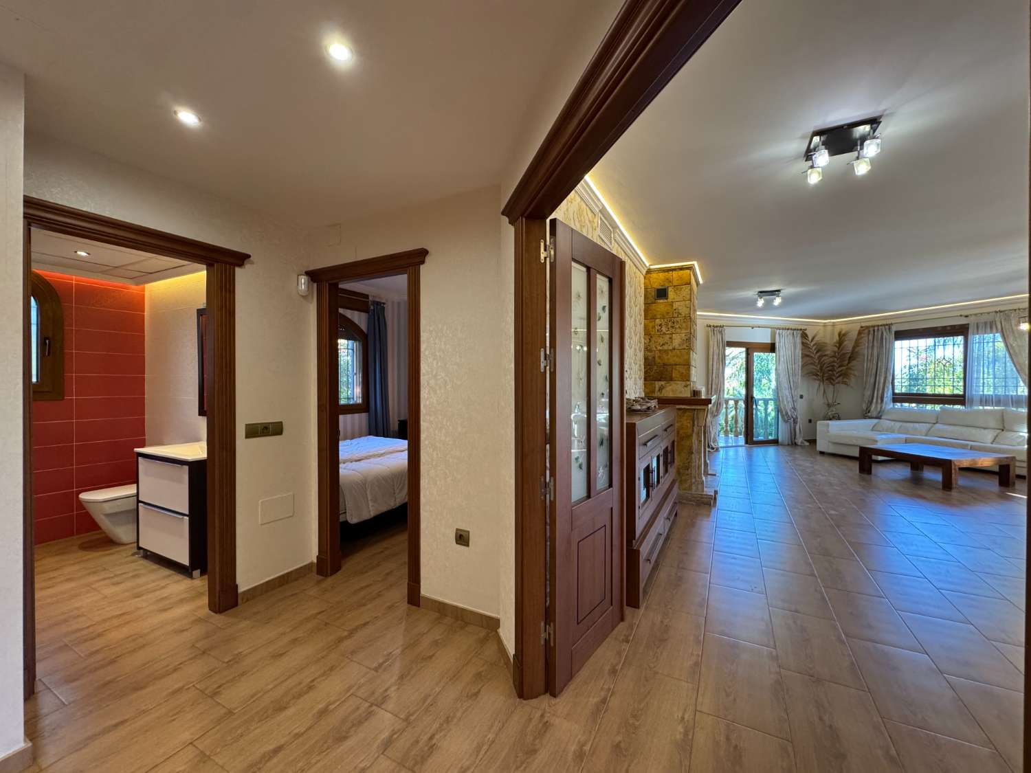 Villa de excelentes calidades en inmejorable ubicación. Calidad y confort en Alhaurín de la Torre