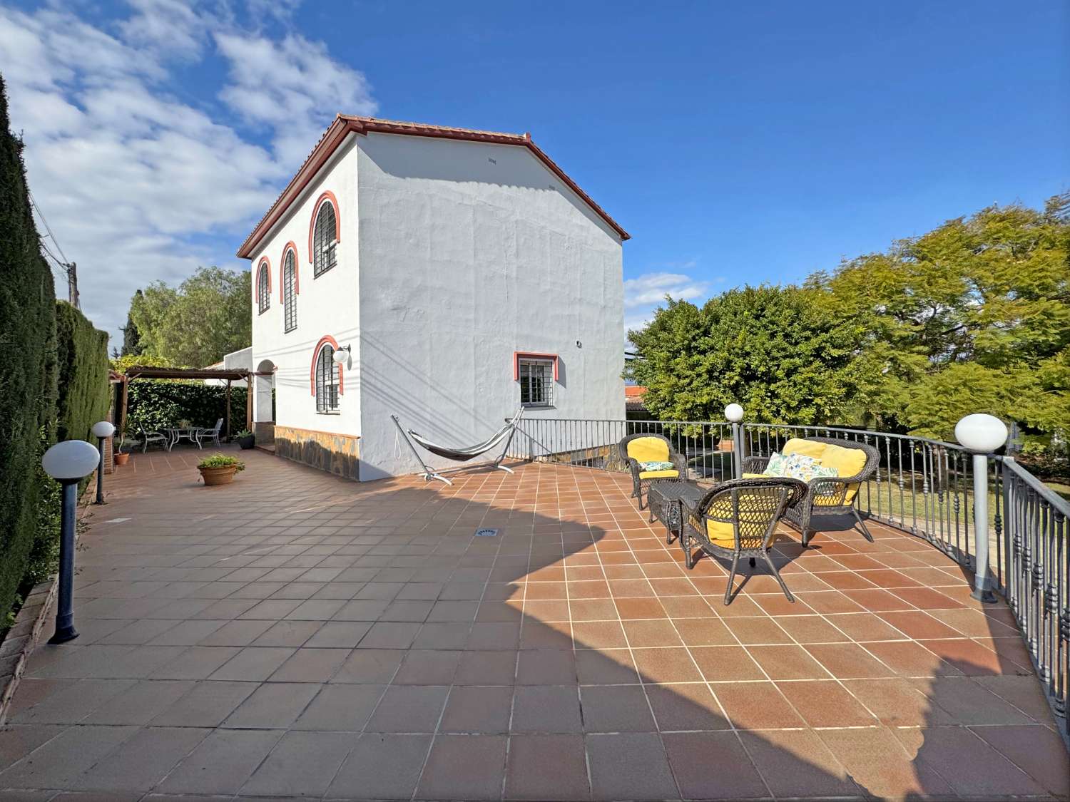 Villa en inmejorable ubicación a un paso de todos los servicios.