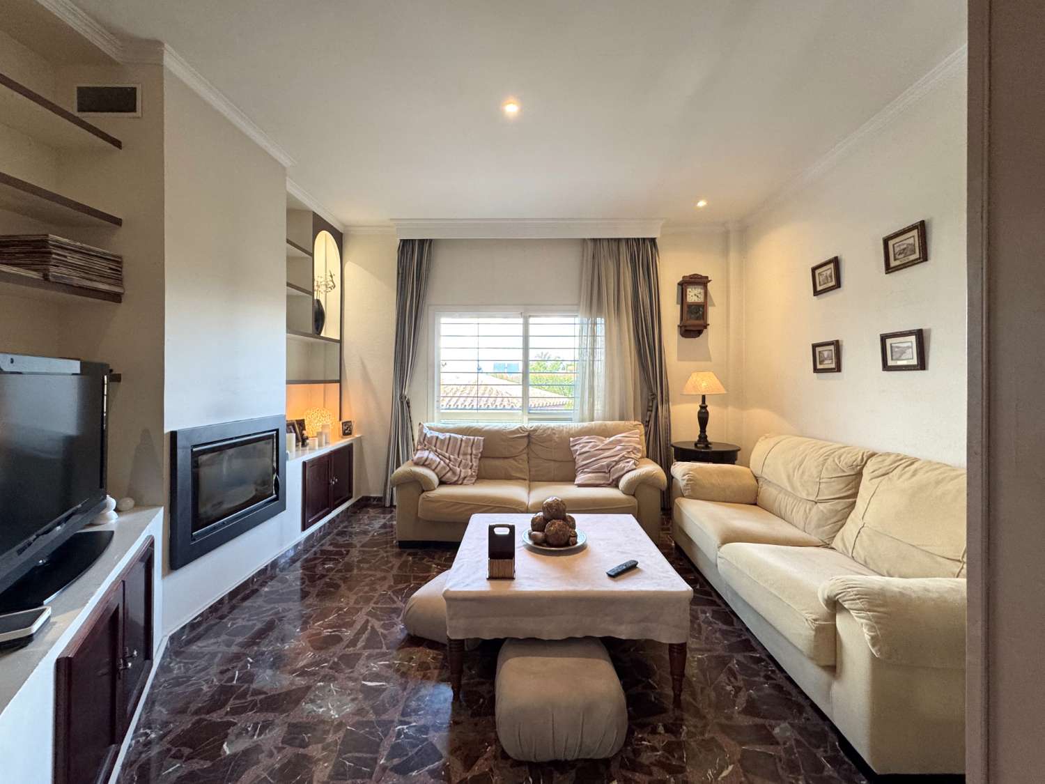 Villa en inmejorable ubicación a un paso de todos los servicios.