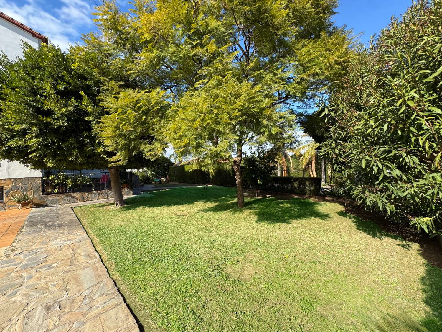 Villa en inmejorable ubicación a un paso de todos los servicios.