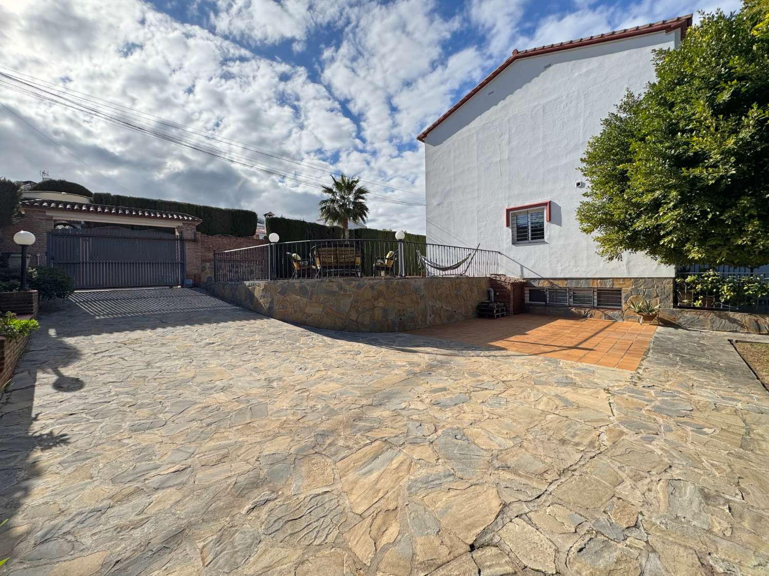 Villa en inmejorable ubicación a un paso de todos los servicios.