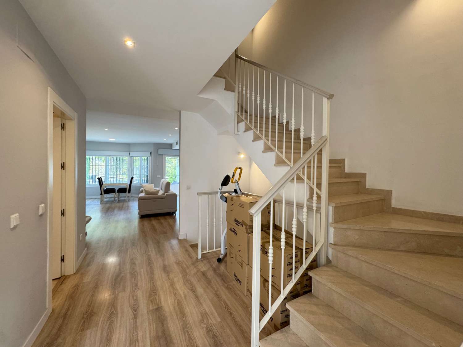 Huvila myynnissä Alhaurín de la Torre