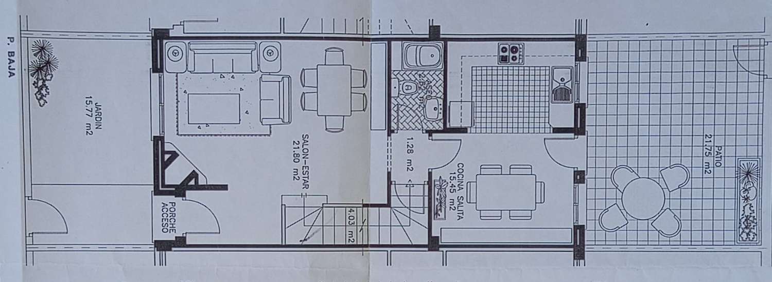 Impecable chalet adosado con gran terraza, sótano, 2 plazas de garaje y 2 piscinas comunitarias.