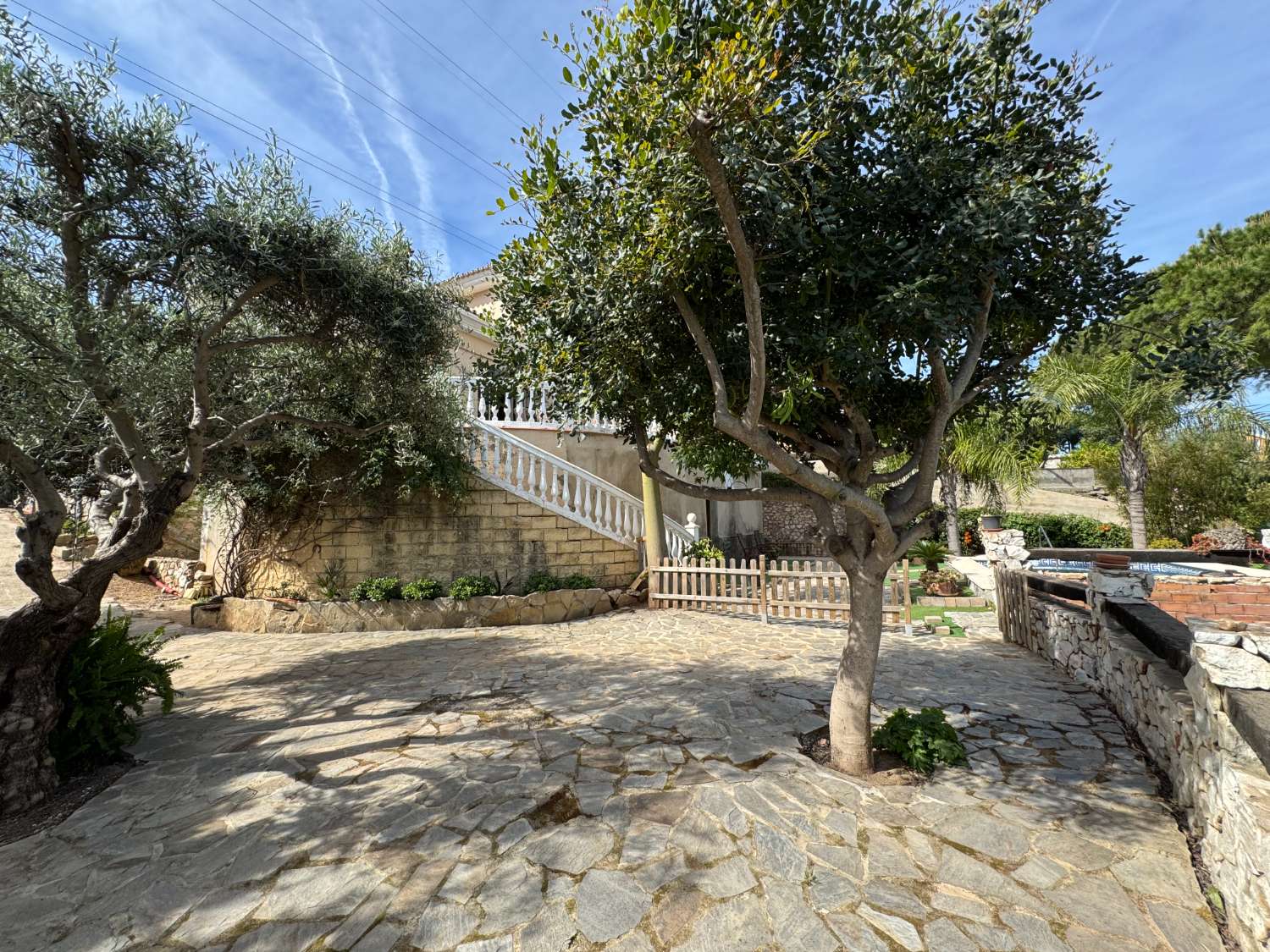 Villa con excelentes vistas en Pinos de Alhaurín.