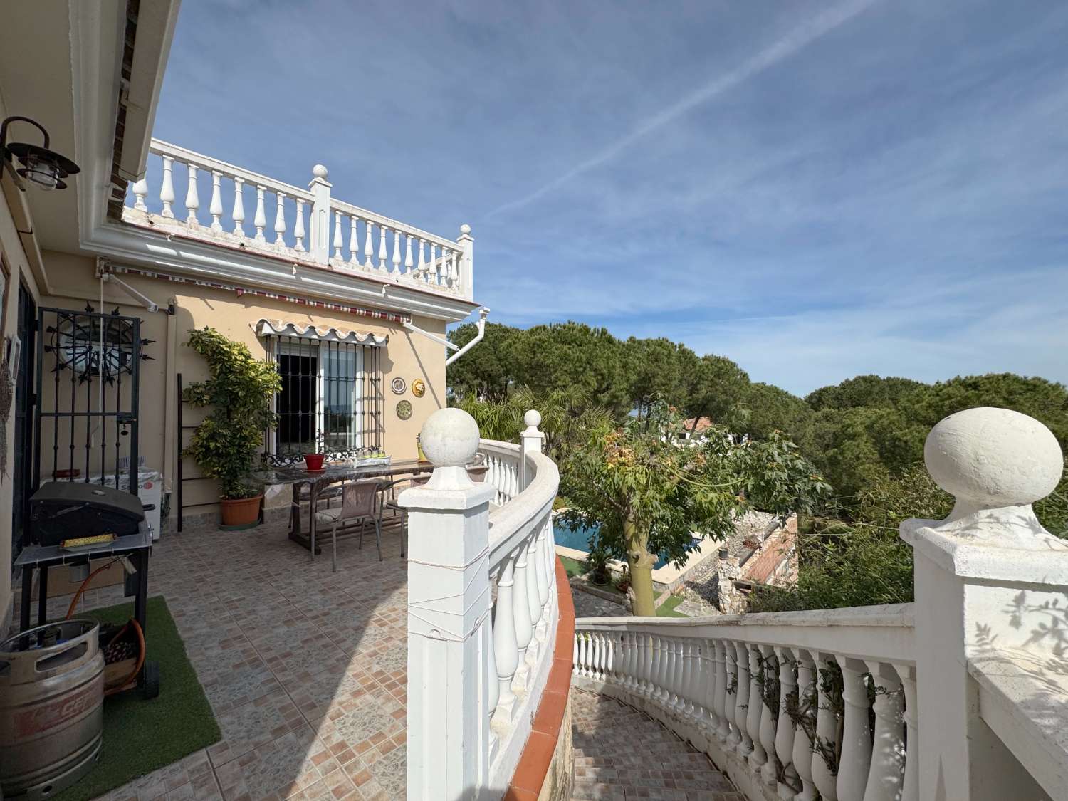 Villa con excelentes vistas en Pinos de Alhaurín.
