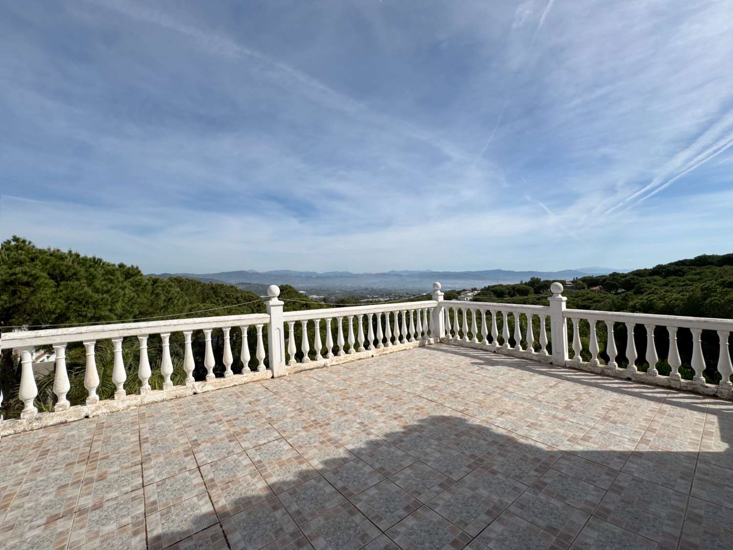 Villa con excelentes vistas en Pinos de Alhaurín.