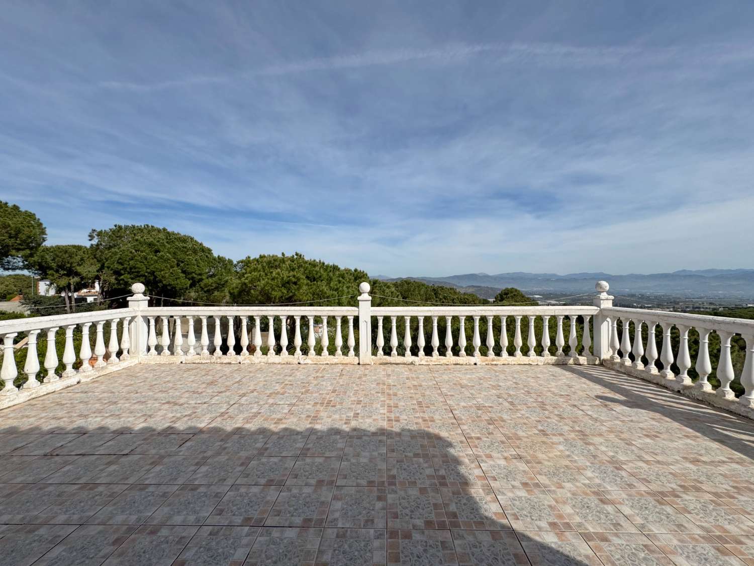 Villa con excelentes vistas en Pinos de Alhaurín.