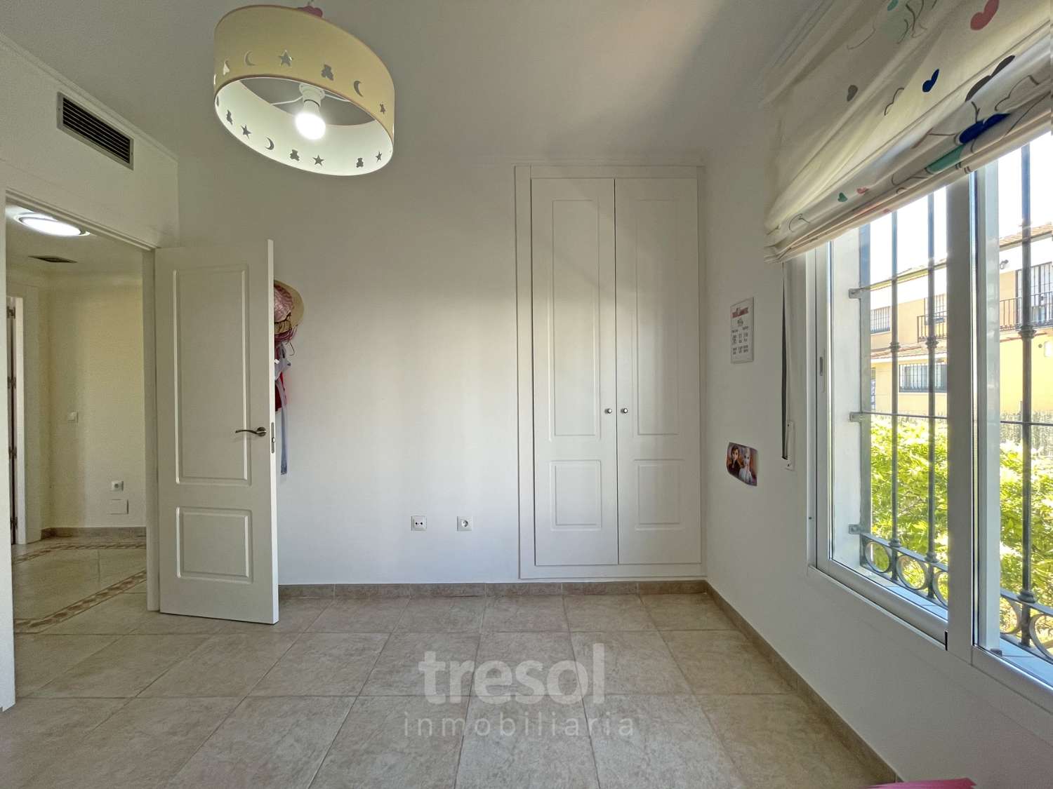 ALQUILER DE MAGNÍFICO CHALET PAREADA DISPONIBLE EN SEPTIEMBRE