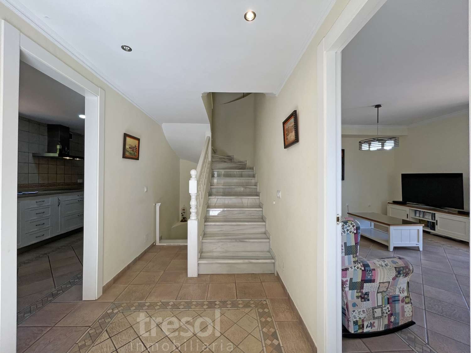 ALQUILER DE MAGNÍFICO CHALET PAREADA DISPONIBLE EN SEPTIEMBRE