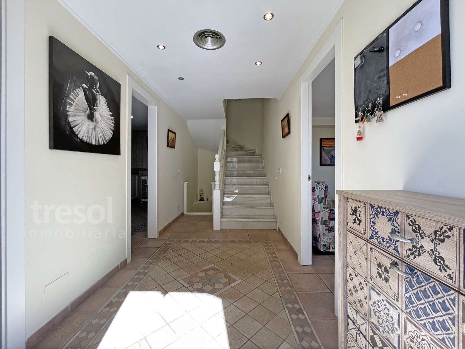 ALQUILER DE MAGNÍFICO CHALET PAREADA DISPONIBLE EN SEPTIEMBRE
