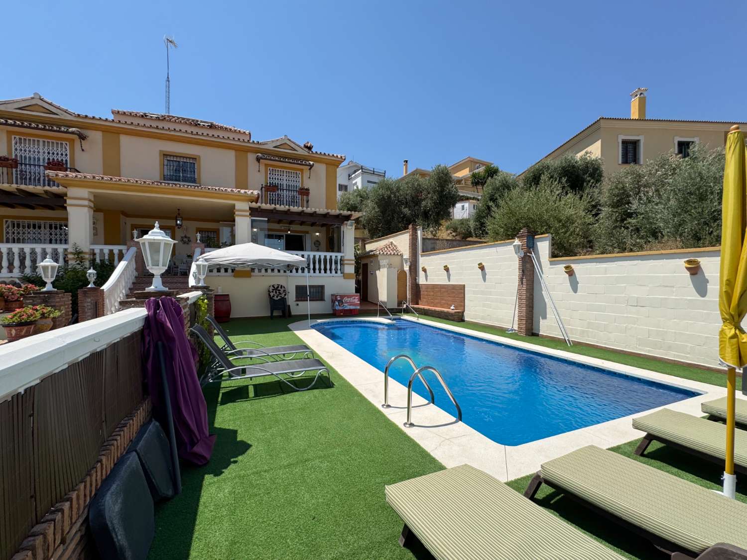 Fantástica villa con piscina climatizada, vistas panorámicas y total privacidad en Alhaurín de la Torre
