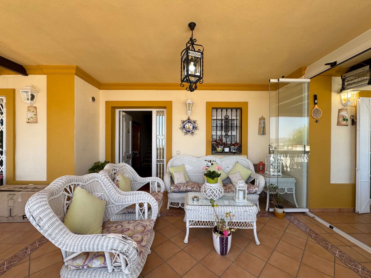 Fantástica villa con piscina climatizada, vistas panorámicas y total privacidad en Alhaurín de la Torre