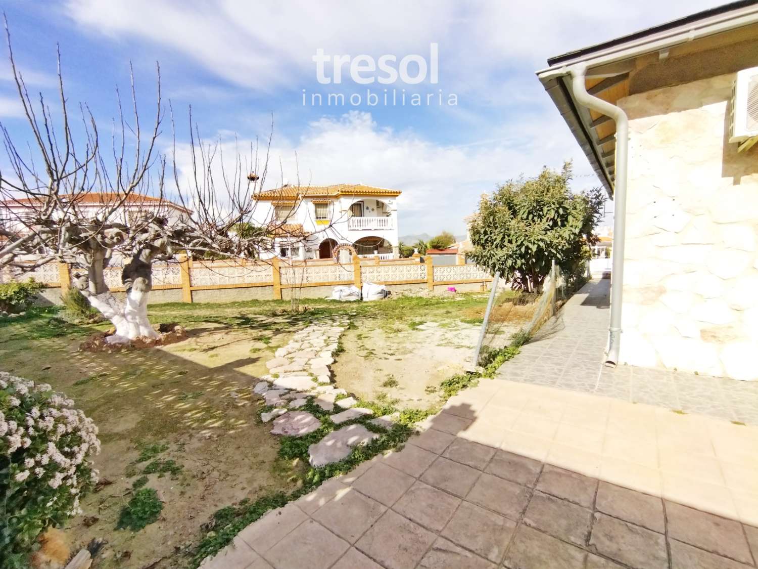 Exclusiva propiedad con dos viviendas independientes y amplia piscina en Fuensanguínes, Alhaurín de la Torre