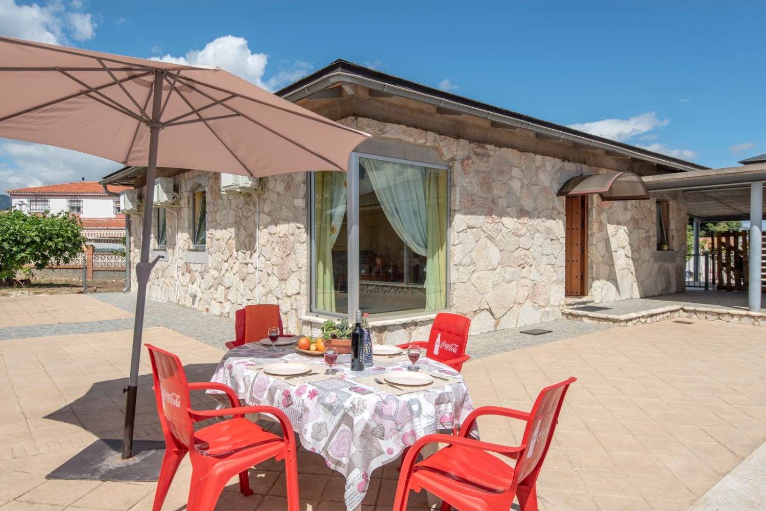 Exclusiva propiedad con dos viviendas independientes y amplia piscina en Fuensanguínes, Alhaurín de la Torre