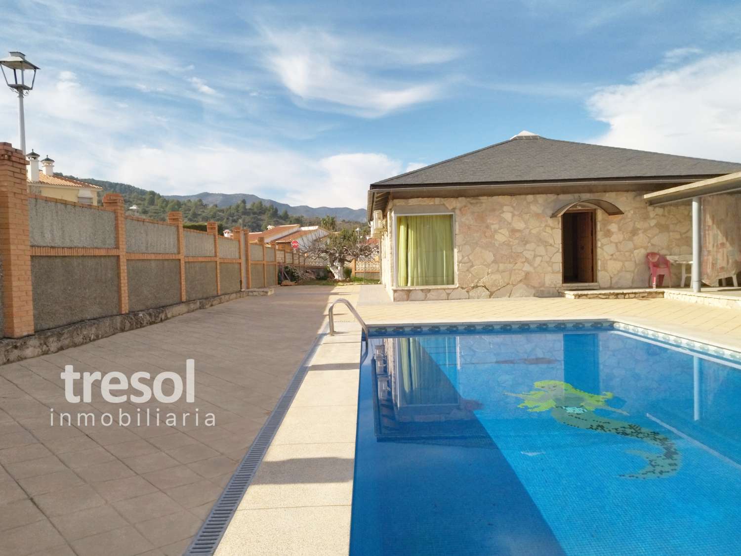 Exclusiva propiedad con dos viviendas independientes y amplia piscina en Fuensanguínes, Alhaurín de la Torre