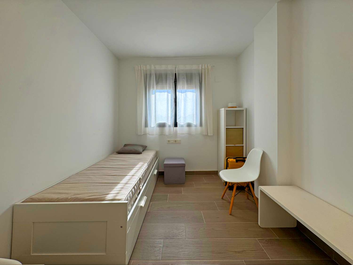 Chalet adosado de 2022 con piscina comunitaria en Santa Clara.