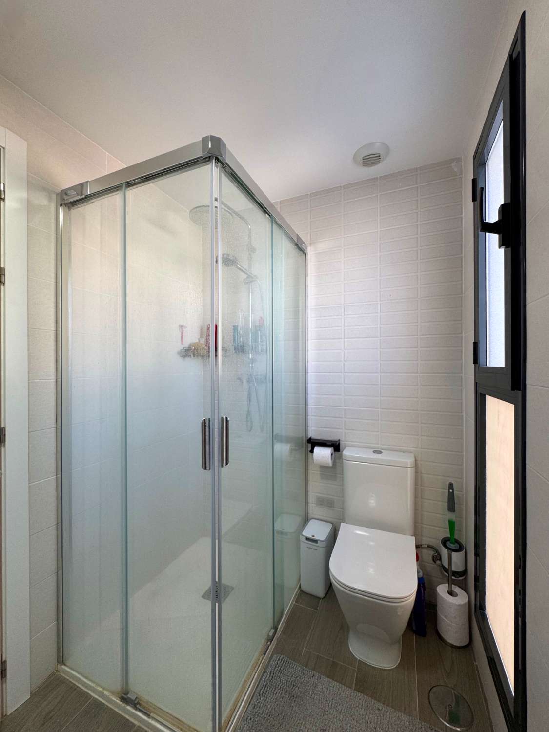 Chalet adosado de 2022 con piscina comunitaria en Santa Clara.