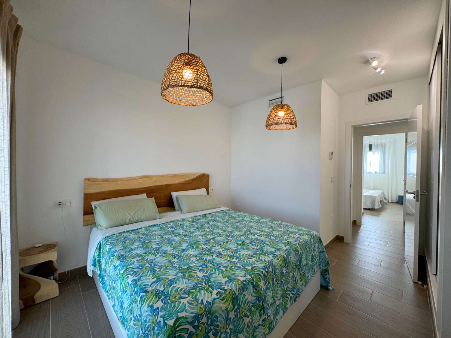 Chalet adosado de 2022 con piscina comunitaria en Santa Clara.