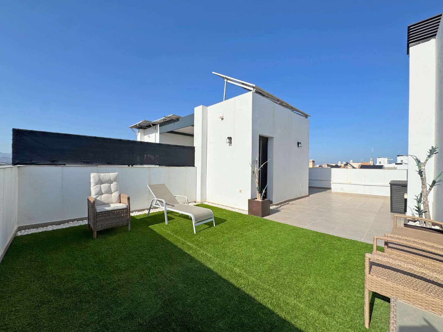 Chalet adosado de 2022 con piscina comunitaria en Santa Clara.