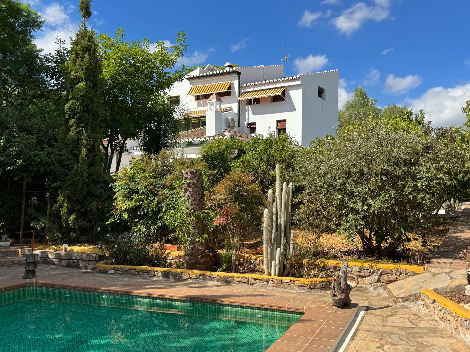 Villa myynnissä Alhaurín de la Torre
