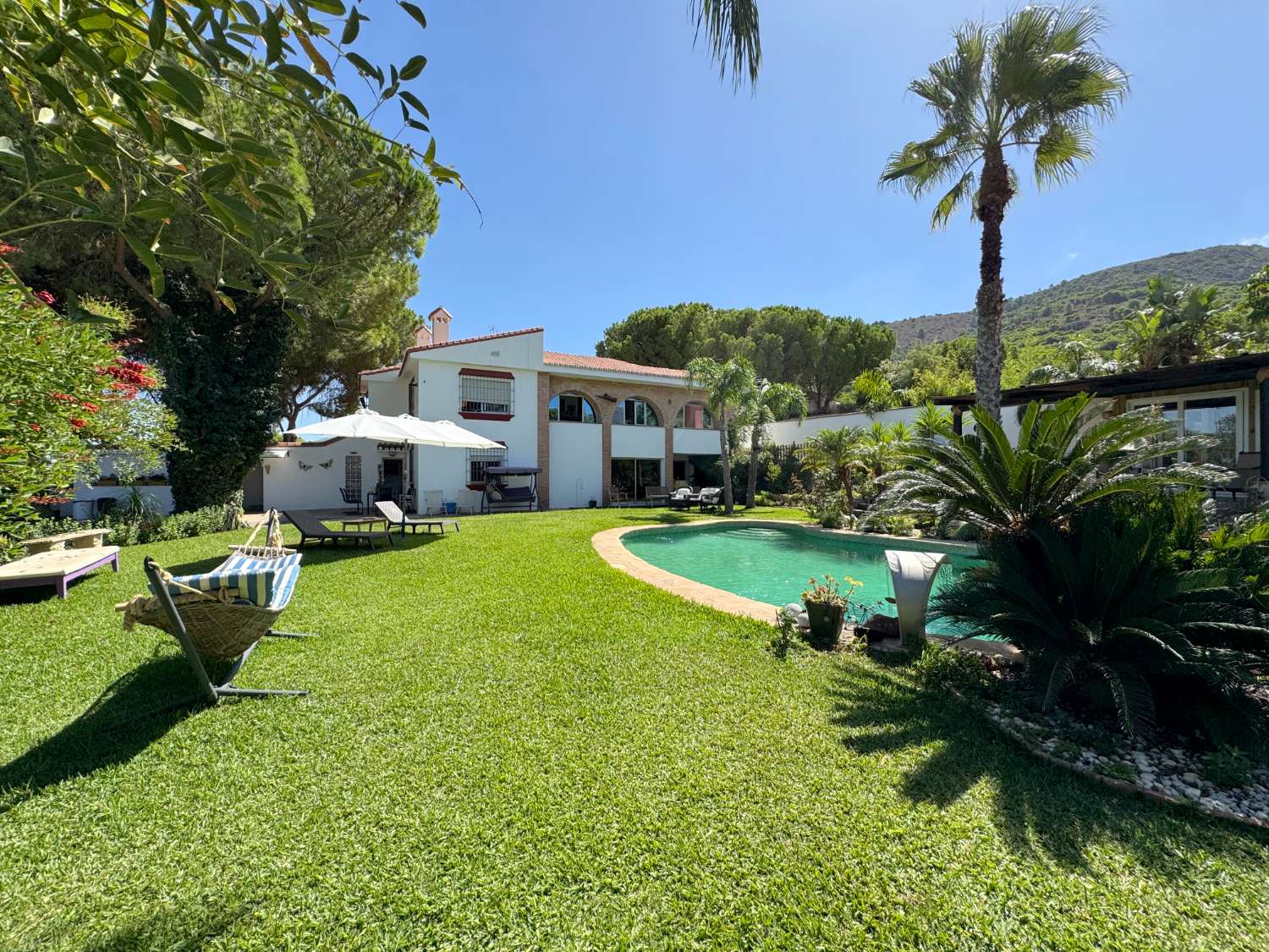 Villa till salu i Alhaurín de la Torre