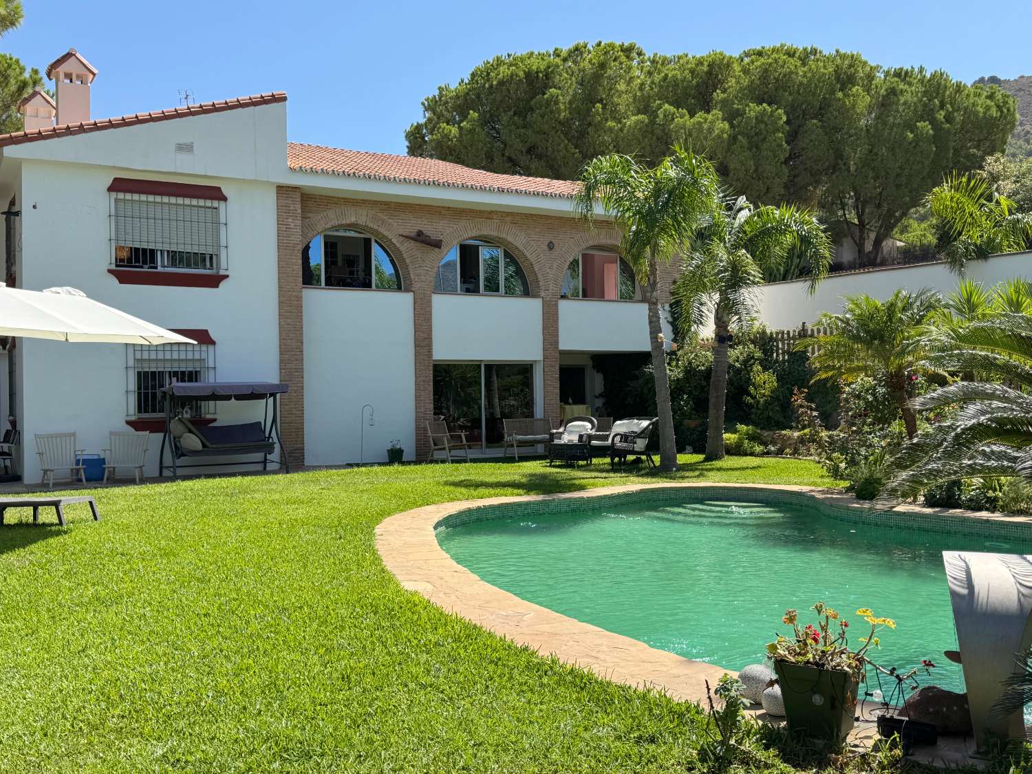 Villa till salu i Alhaurín de la Torre