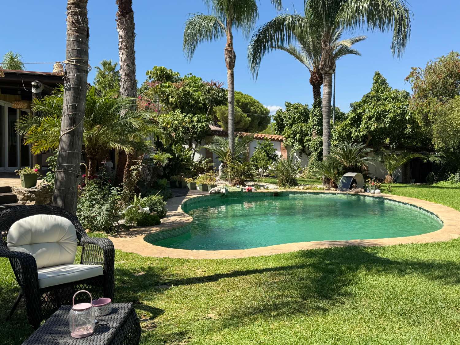Villa till salu i Alhaurín de la Torre